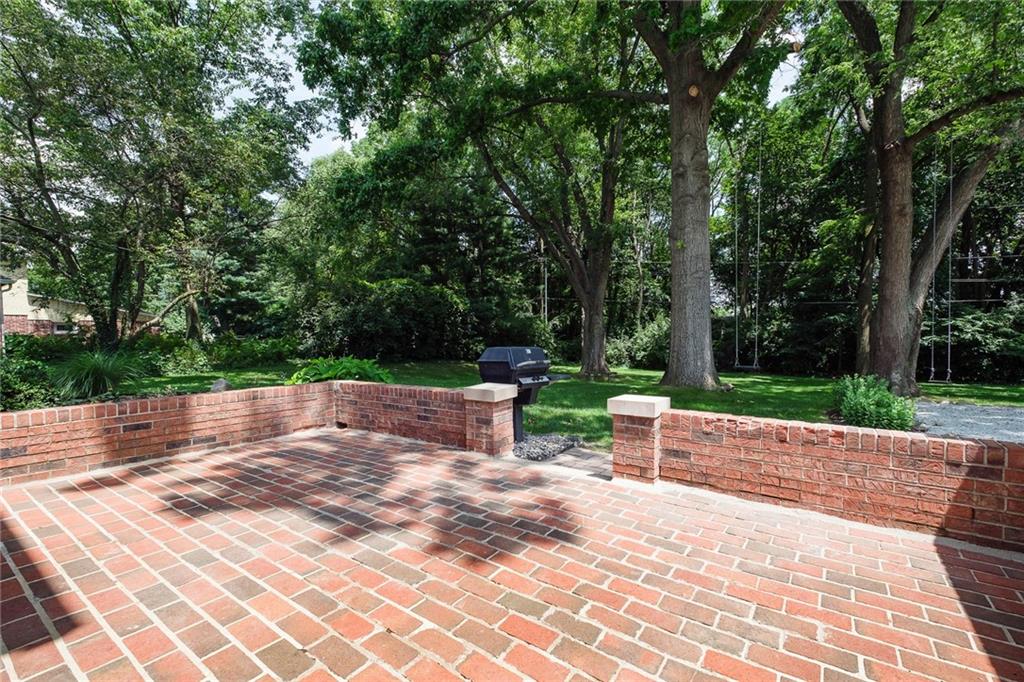 8719 Lancaster Road Indianapolis, IN 46260 - Photo 34 of 41 Gallery Image 34