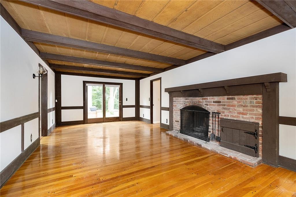 8719 Lancaster Road Indianapolis, IN 46260 - Photo 10 of 41 Gallery Image 10