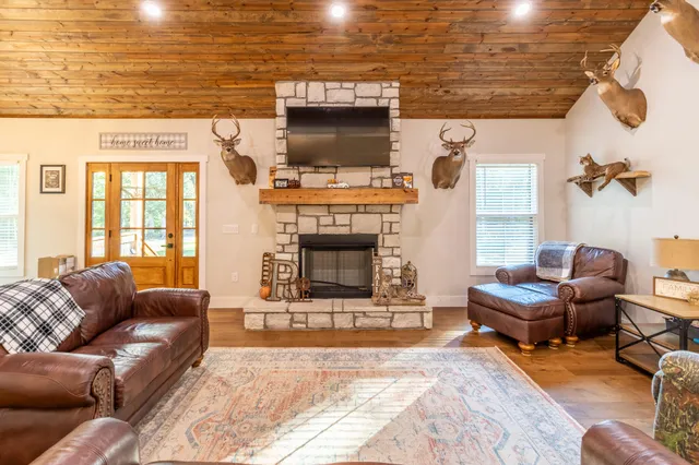 $620,000 | 1320 Jones Crossing Road, Whitwell, TN 37397