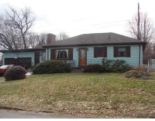 12 Apple Tree Road Tewksbury, MA 01876 - Photo 1 of 14 Gallery Image 1