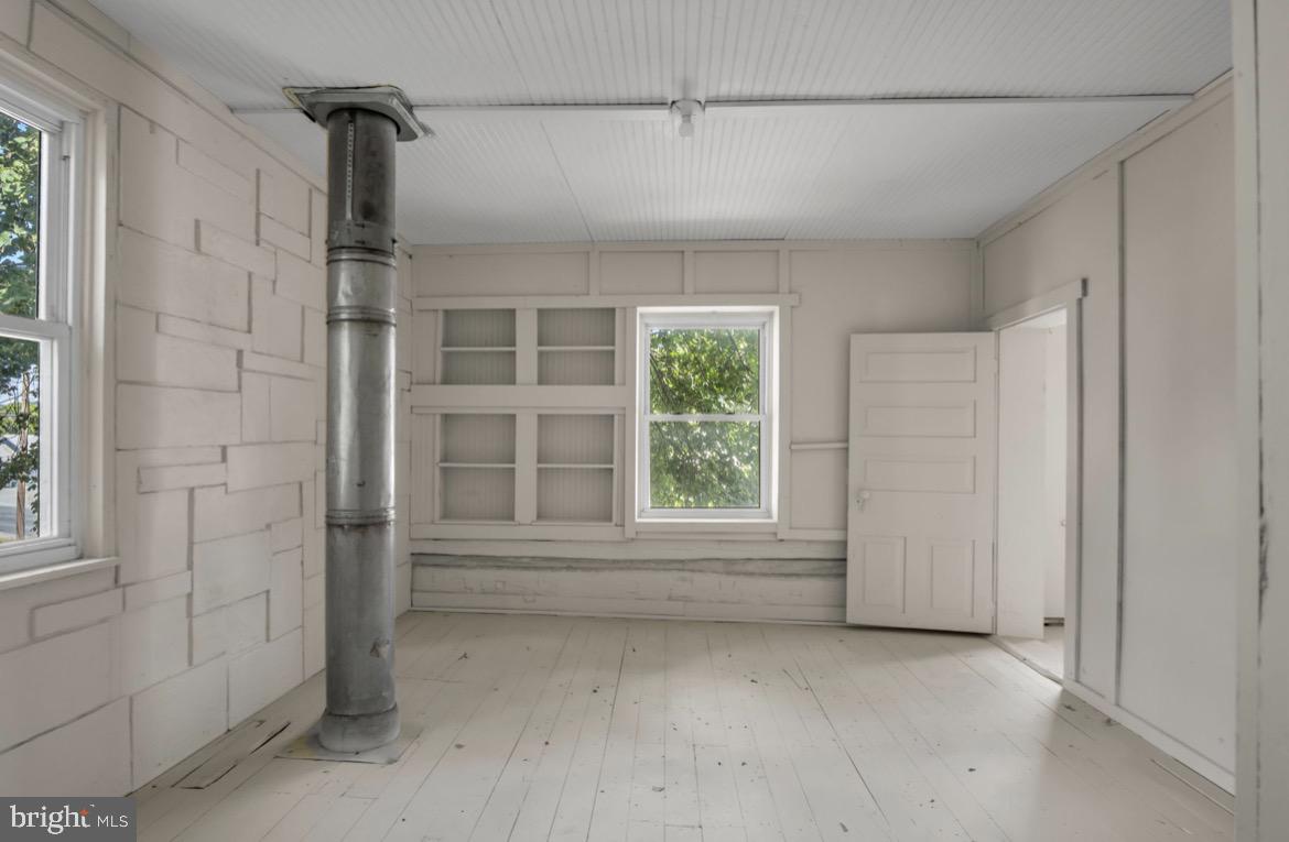 10390 Raccoon Valley Road Ickesburg, PA 17037 - Photo 9 of 32