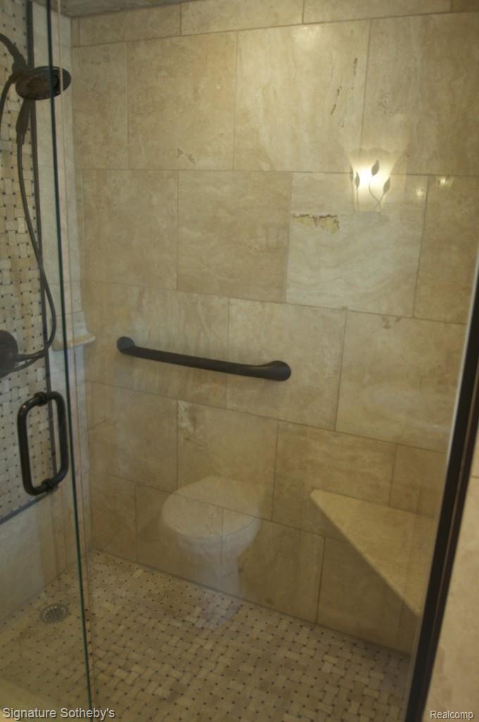 19485 Shrewsbury Road Detroit, MI 48221 - Photo 24 of 35 DSC_0234.jpg
