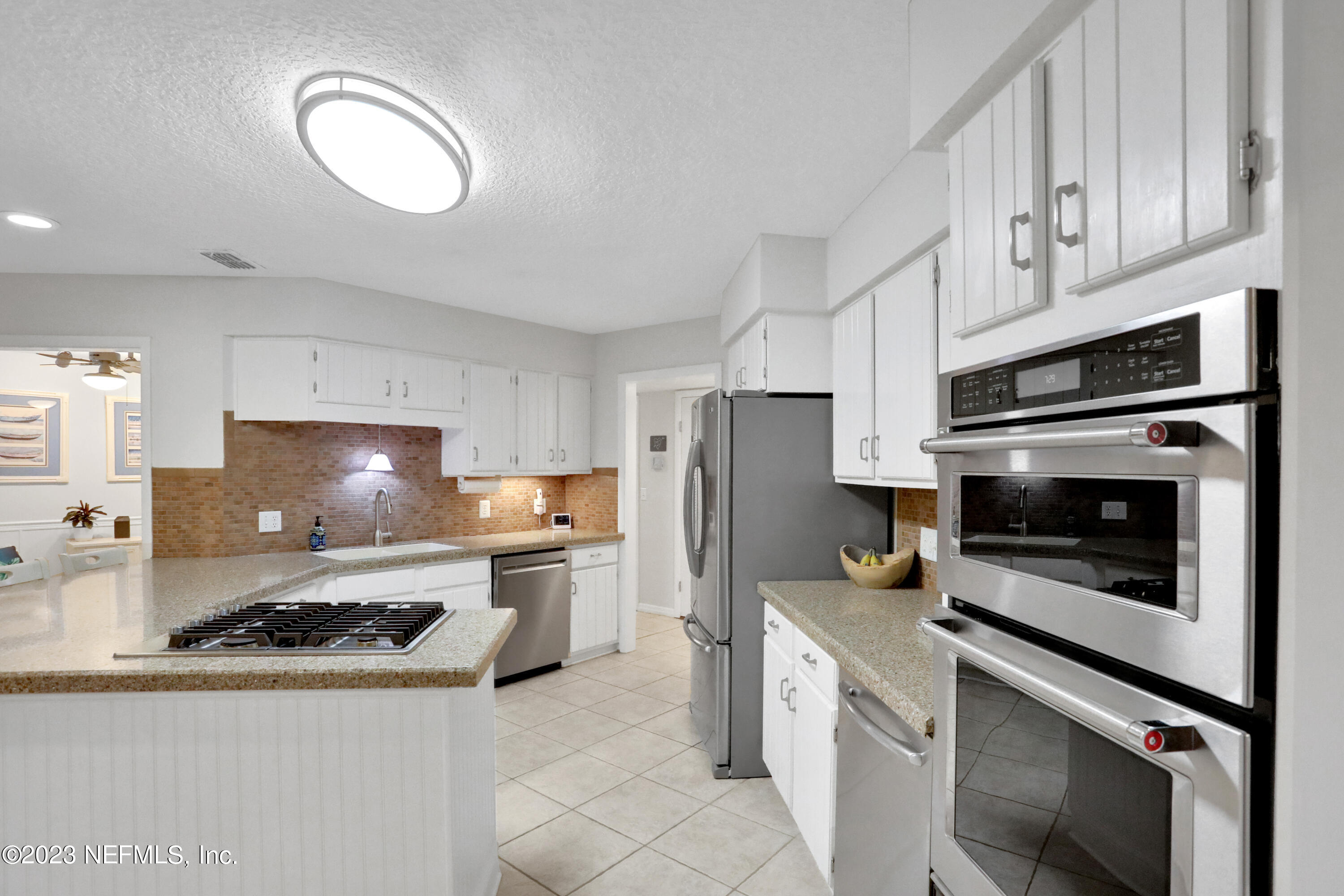 1354 Pinewood Road Jacksonville Beach, FL 32250 - Photo 16 of 77 7O0A4942