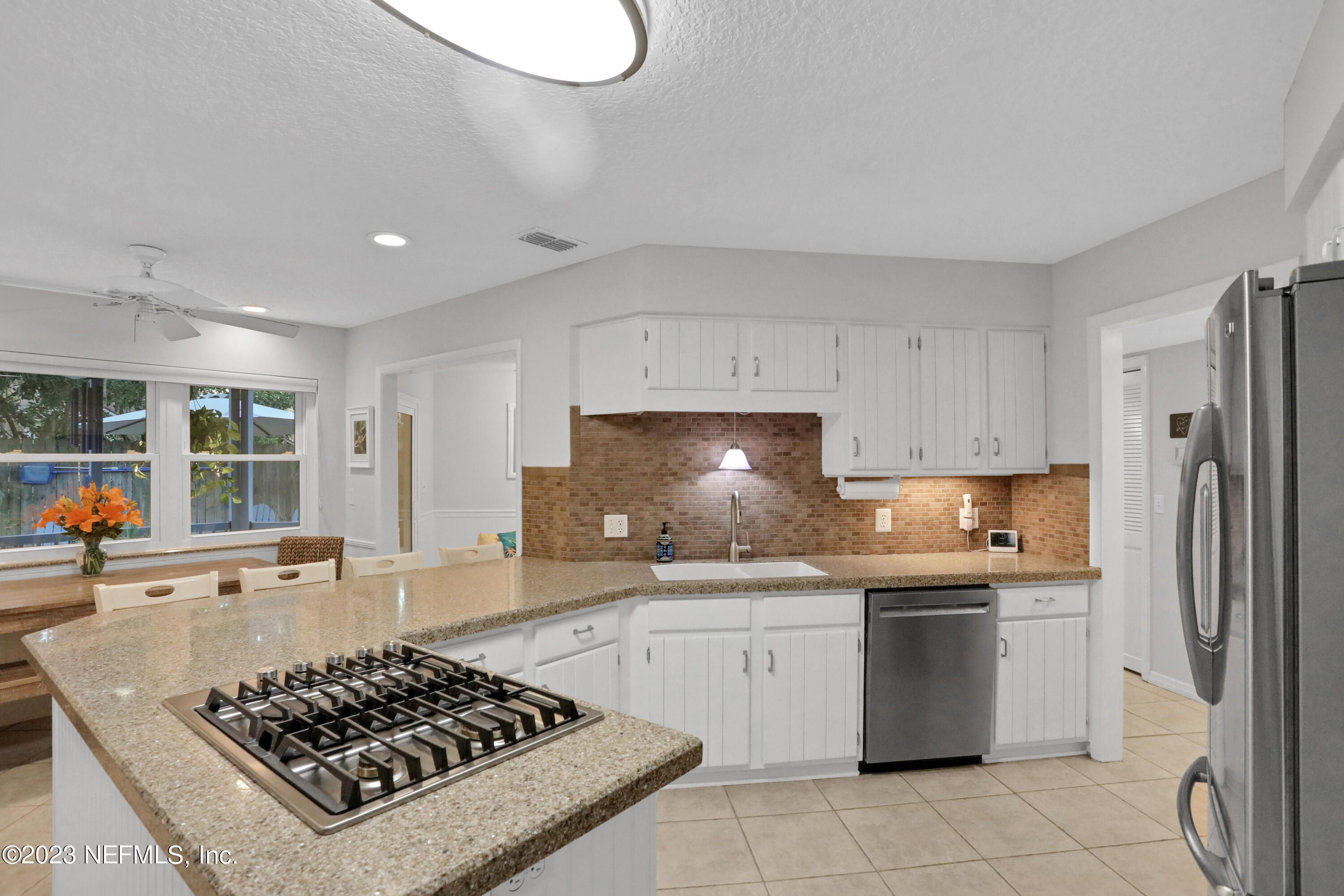 1354 Pinewood Road Jacksonville Beach, FL 32250 - Photo 19 of 77 7O0A4958