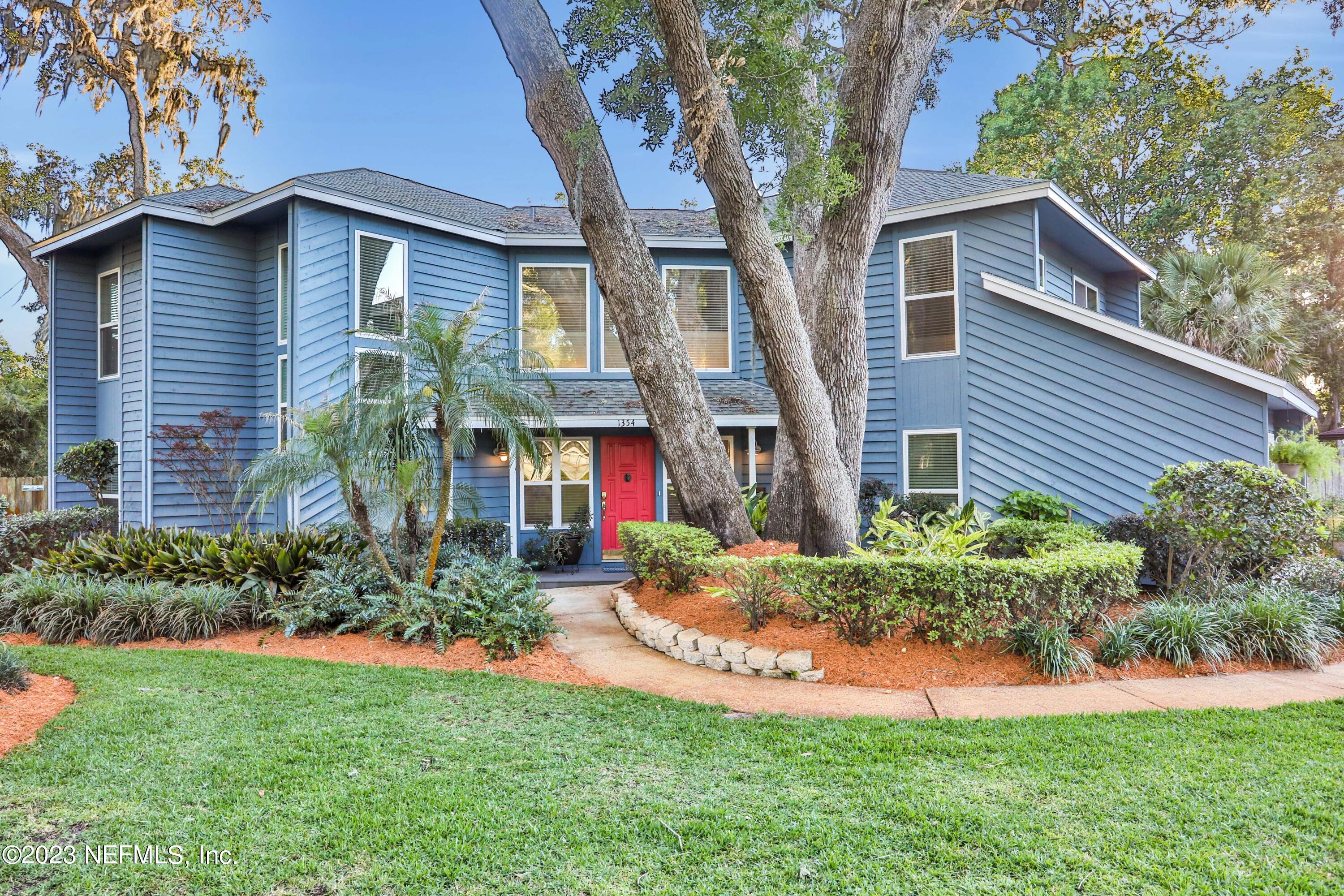 1354 Pinewood Road Jacksonville Beach, FL 32250 - Photo 2 of 77 7O0A4789