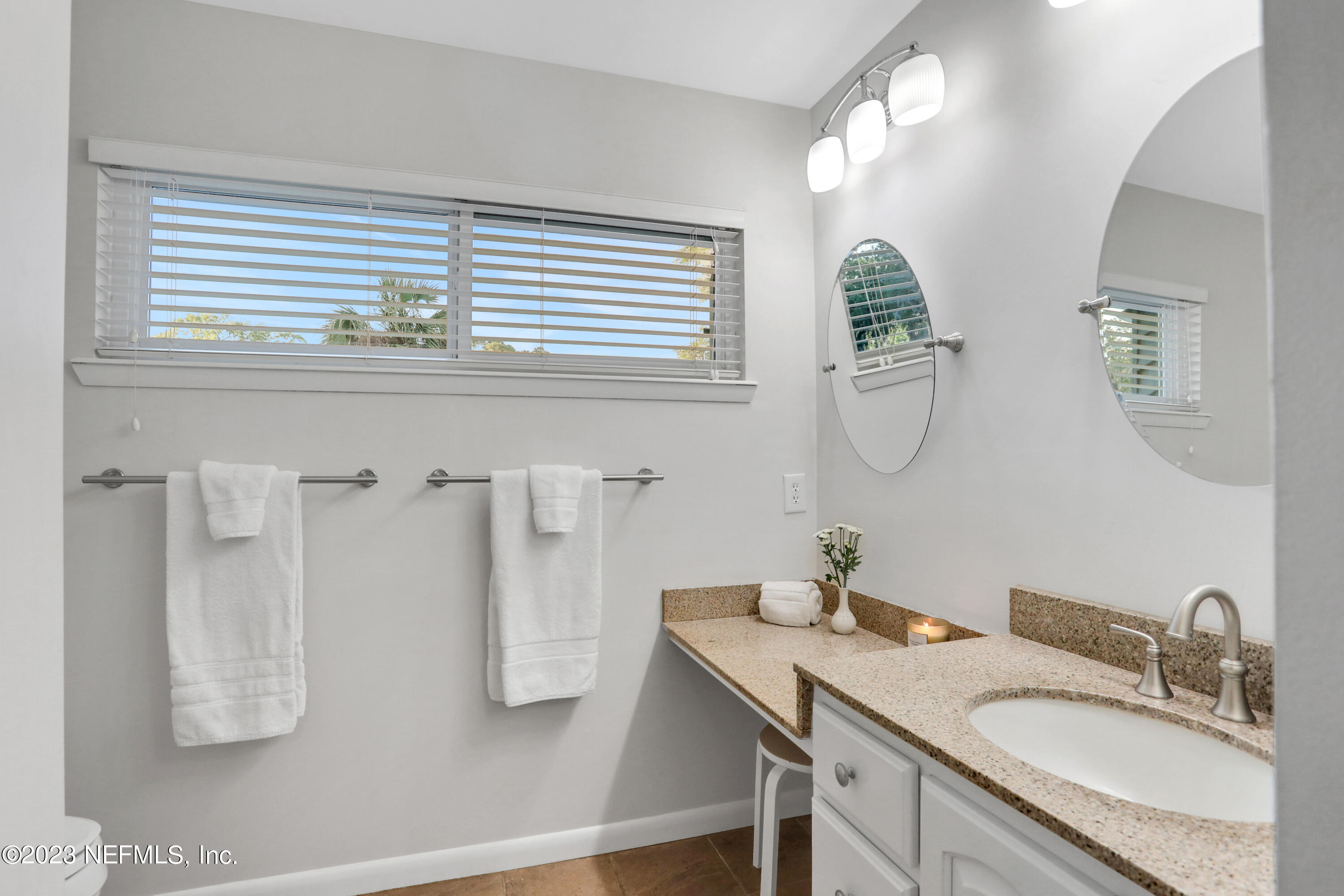 1354 Pinewood Road Jacksonville Beach, FL 32250 - Photo 41 of 77 7O0A4850