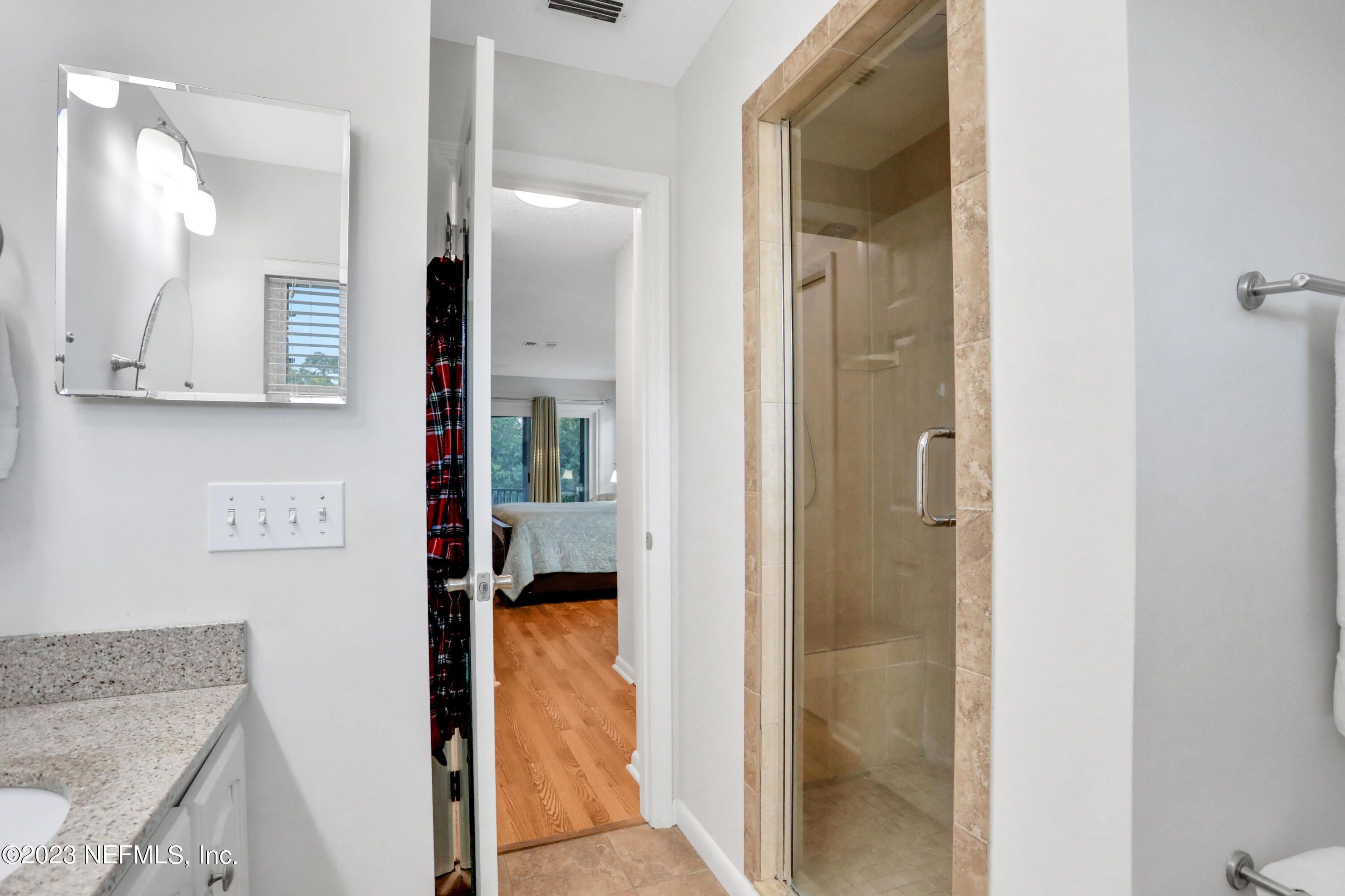 1354 Pinewood Road Jacksonville Beach, FL 32250 - Photo 43 of 77 7O0A4858