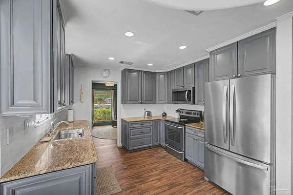 $615,000 | 4580 Lavallet Lane, Pensacola, FL 32504