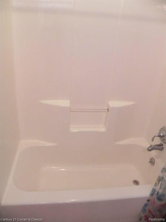 612 Cherry Road Monroe, MI 48161 - Photo 14 of 31