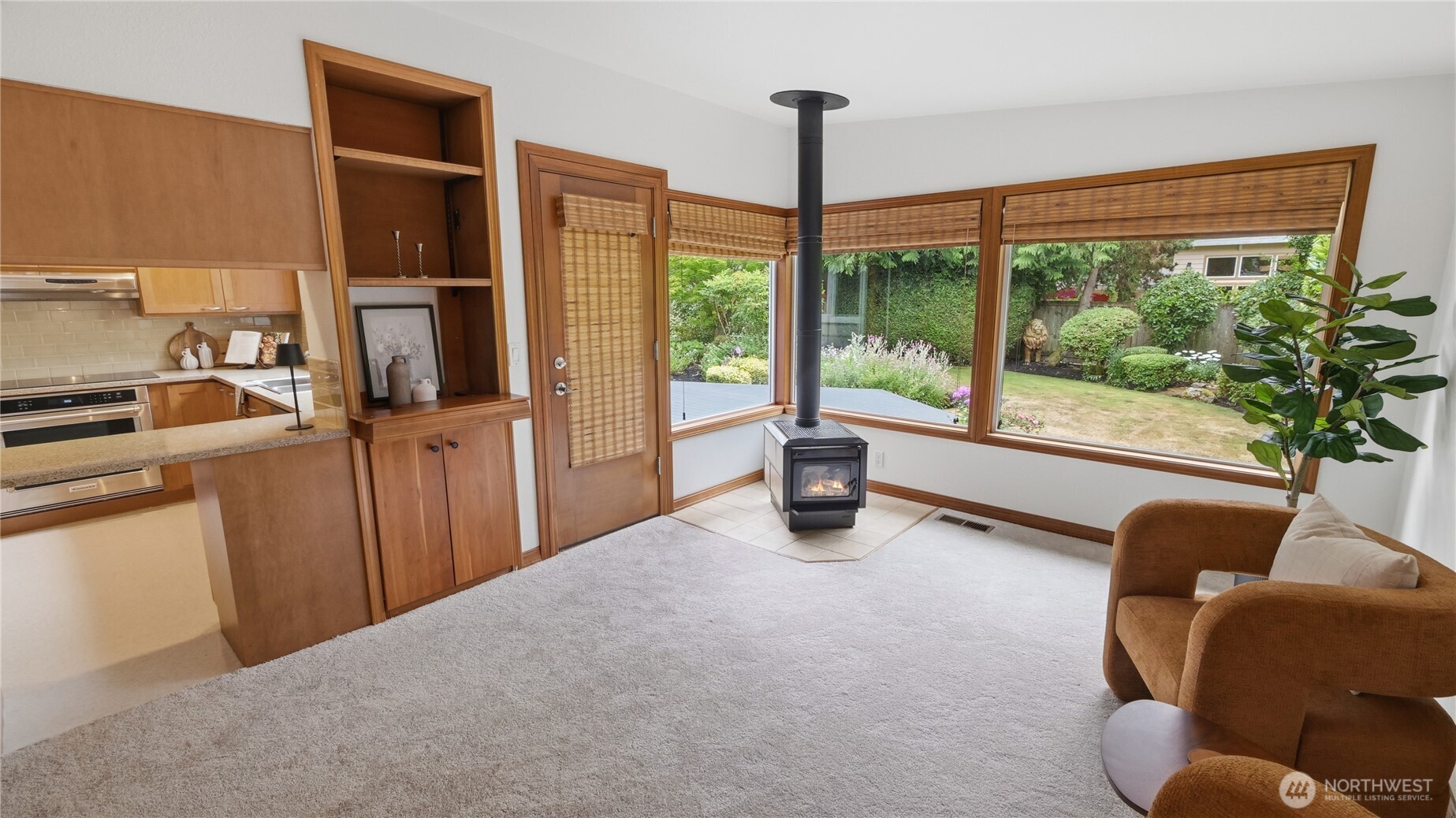 8520 Maple Lane Edmonds, WA 98026 - Photo 15 of 37