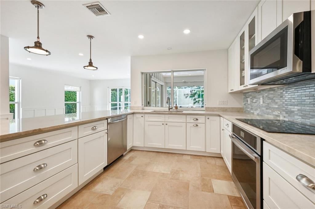 508 Devils Lane Naples, FL 34103 - Photo 12 of 35
