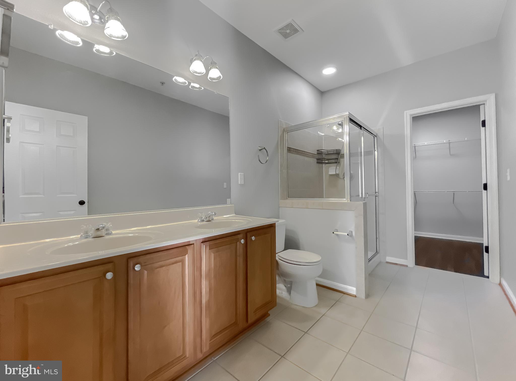 14264 Foxhall Road, Unit 24 Solomons, MD 20629 - Photo 25 of 56 Main Lvl Primary Bath