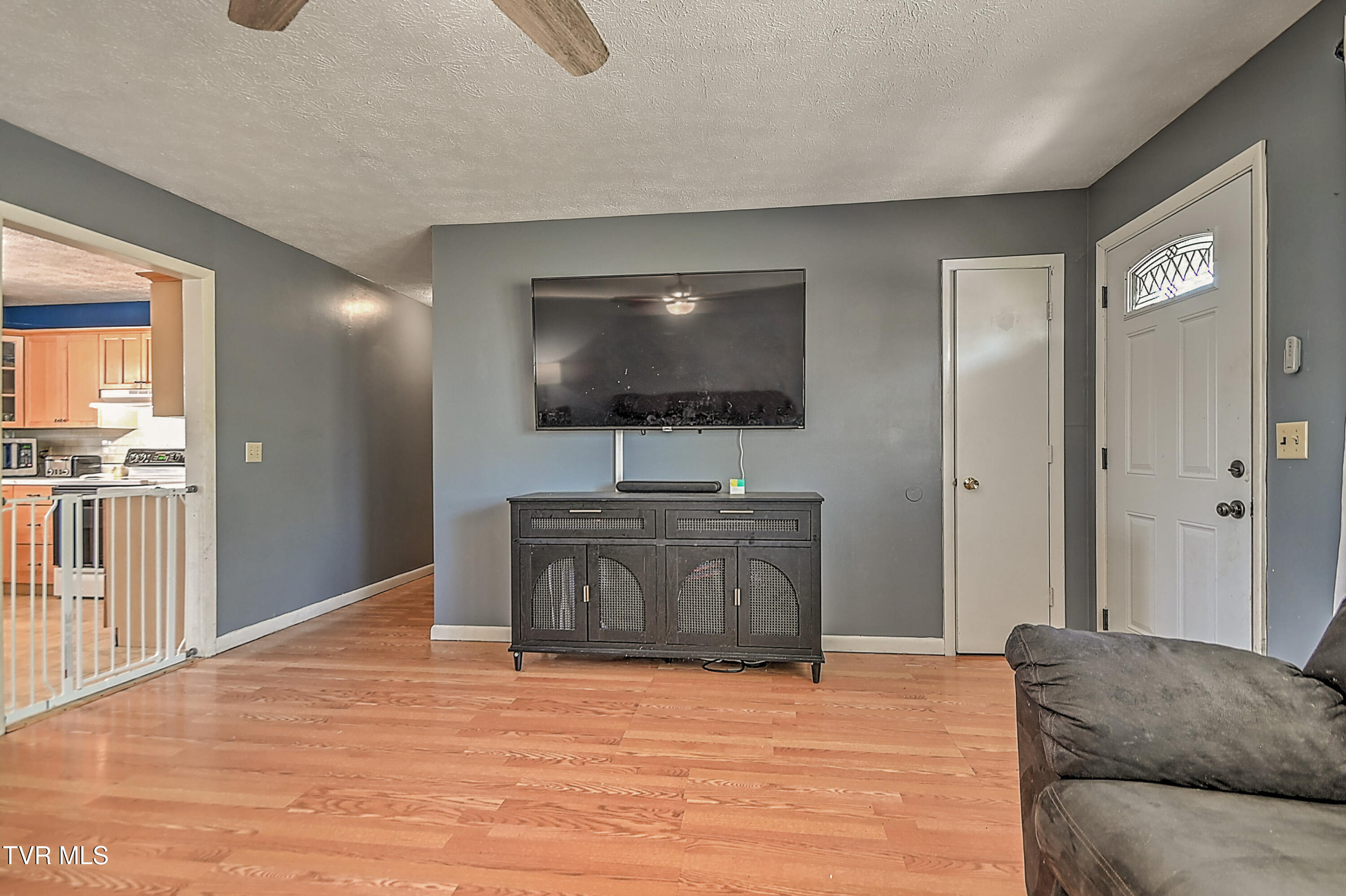 134 Grandview Road Church Hill, TN 37642 - Photo 6 of 49 134 Grandview RH-6