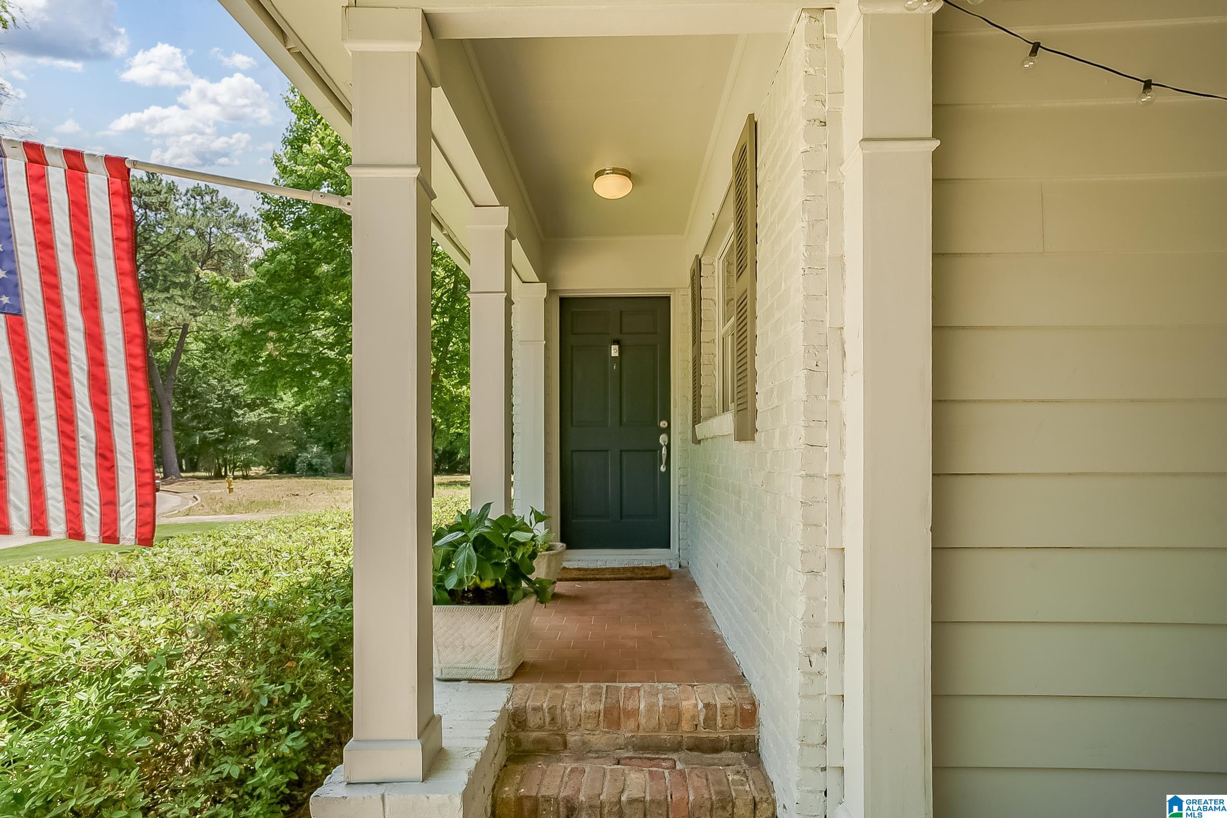 4221 Mountaindale Road Birmingham, AL 35213 - Photo 3 of 41