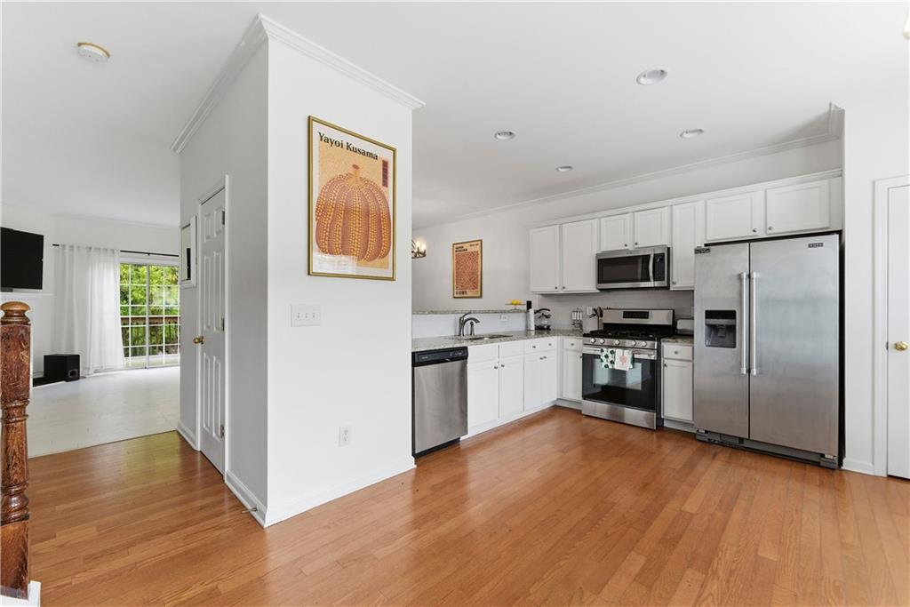 3694 Utoy Drive Southwest Atlanta, GA 30331 - Photo 5 of 20