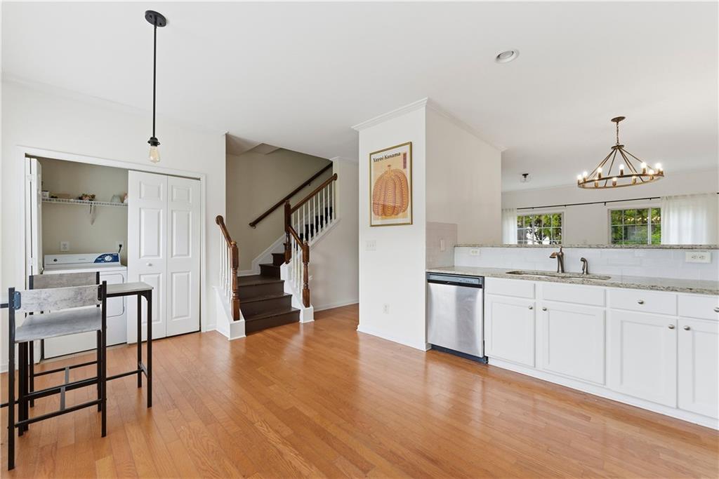 3694 Utoy Drive Southwest Atlanta, GA 30331 - Photo 7 of 20