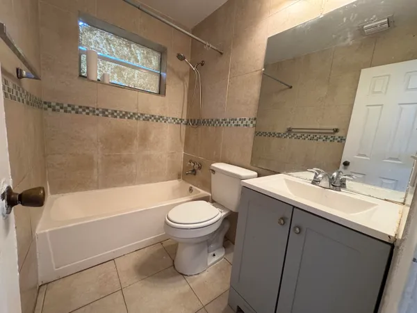 $2,250 | 1740 Southwest 70th Way, North Lauderdale, FL 33068
