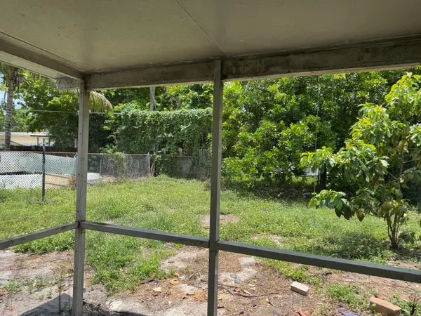$2,250 | 1740 Southwest 70th Way, North Lauderdale, FL 33068