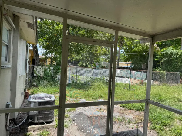 $2,250 | 1740 Southwest 70th Way, North Lauderdale, FL 33068