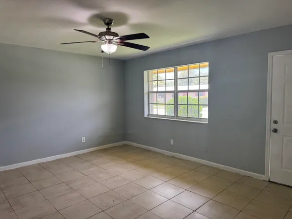 $2,250 | 1740 Southwest 70th Way, North Lauderdale, FL 33068