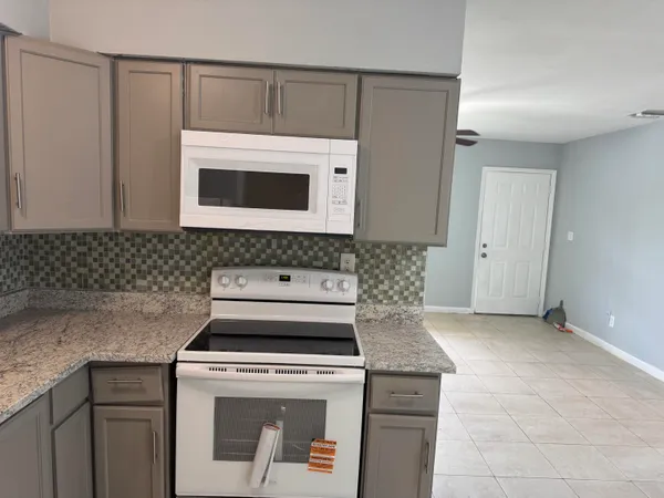 $2,250 | 1740 Southwest 70th Way, North Lauderdale, FL 33068