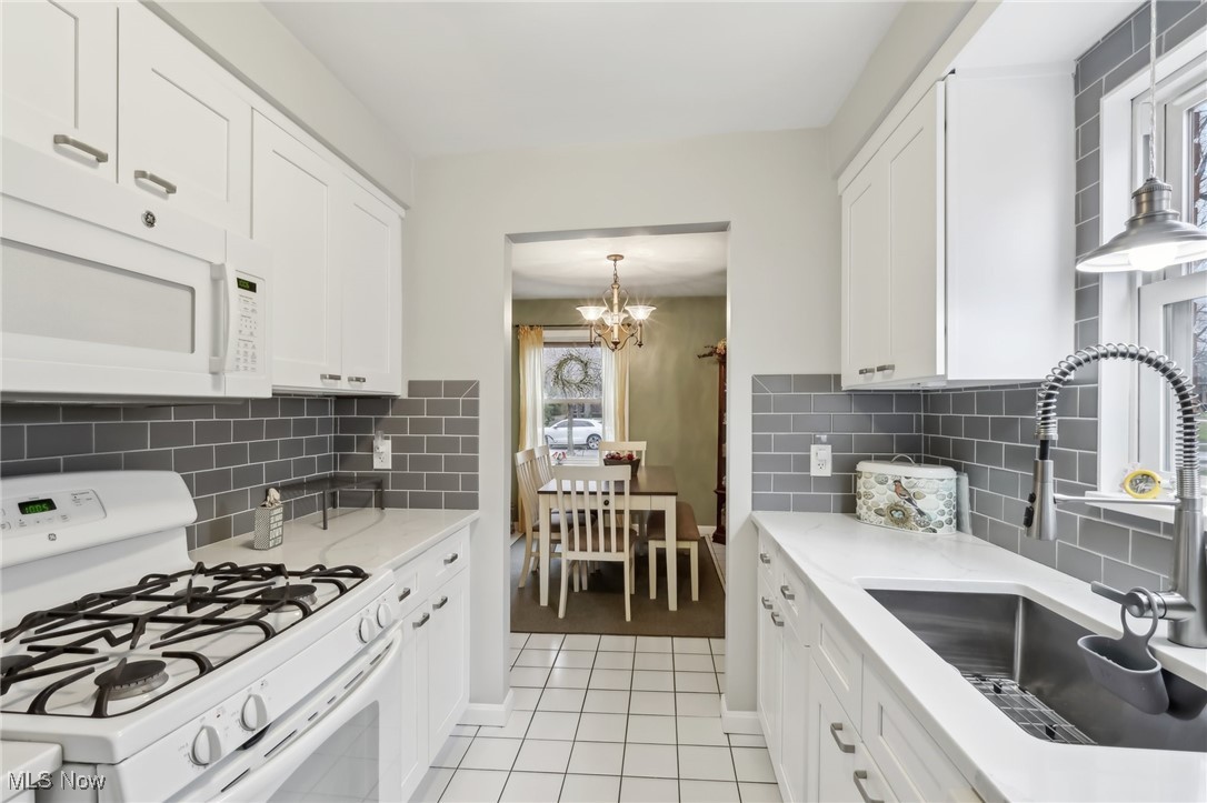 1768 Sunview Road Cleveland, OH 44124 - Photo 12 of 25 Gallery Image 12