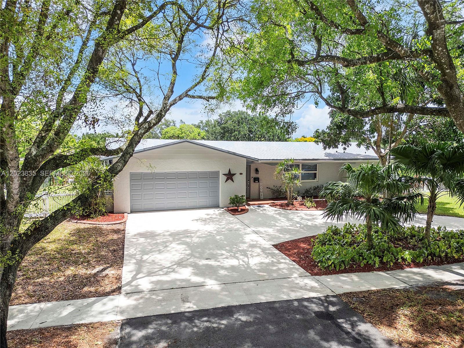 6241 Southwest 16th Street Plantation, FL 33317 - Photo 35 of 36