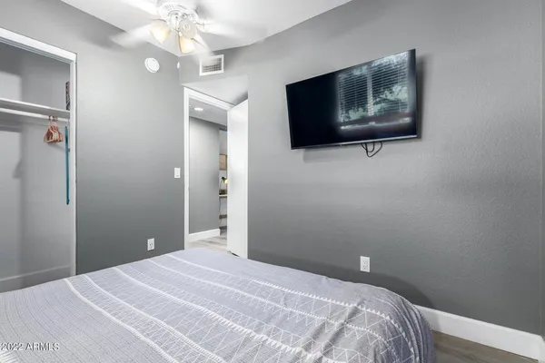 $2,500 | 1502 East Topeka Drive, Phoenix, AZ 85024