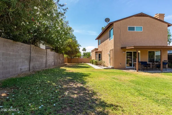 $2,500 | 1502 East Topeka Drive, Phoenix, AZ 85024