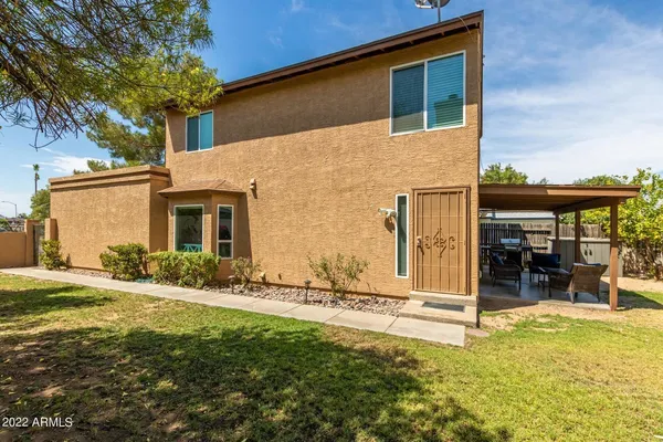 $2,500 | 1502 East Topeka Drive, Phoenix, AZ 85024