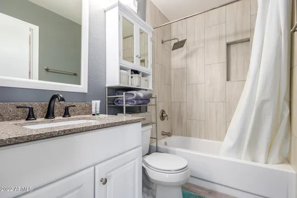 $2,500 | 1502 East Topeka Drive, Phoenix, AZ 85024
