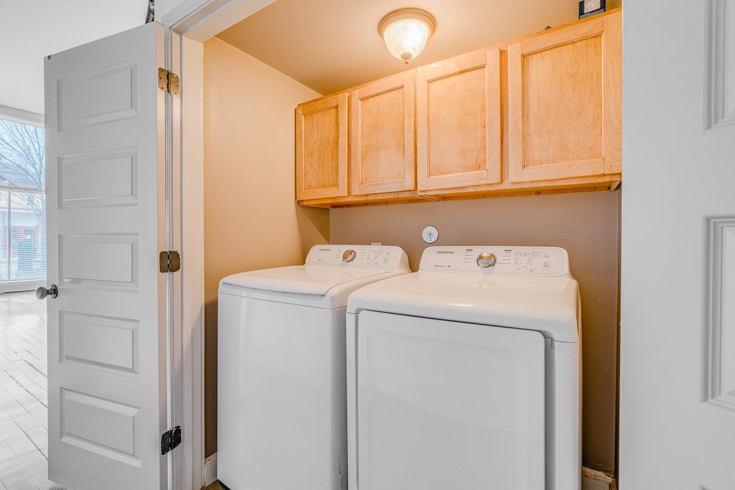 310 South Main Street, Unit 101 Memphis, TN 38103 - Photo 18 of 29 a utility room with dryer and washer