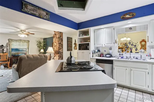 $150,000 | 141 Lakecrest Lane, Hillsboro, IL 62049