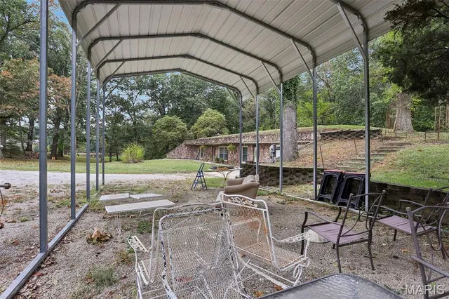 $150,000 | 141 Lakecrest Lane, Hillsboro, IL 62049