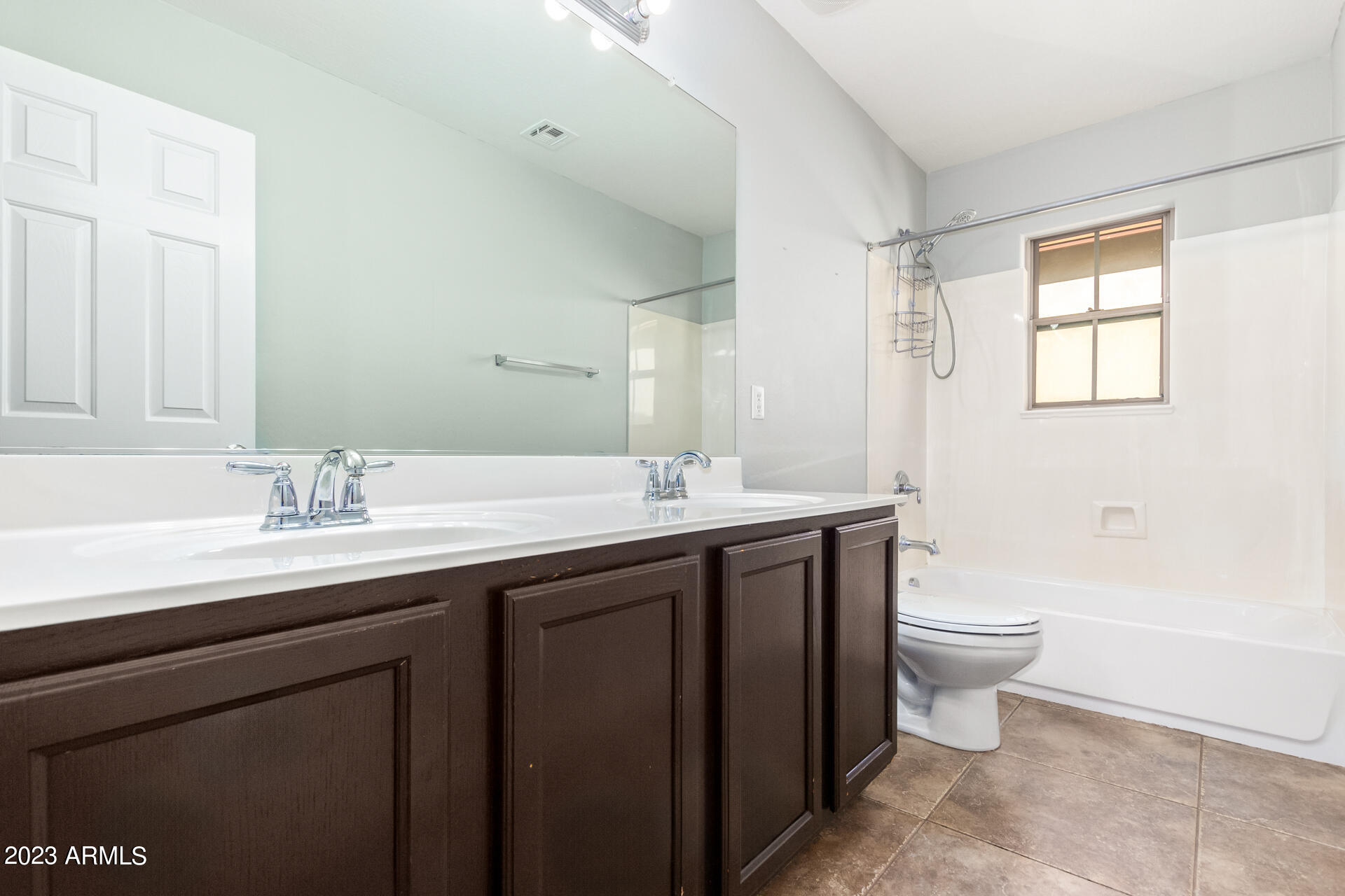 21003 West Ridge Road Buckeye, AZ 85396 - Photo 13 of 24 32 - Ridge 21003