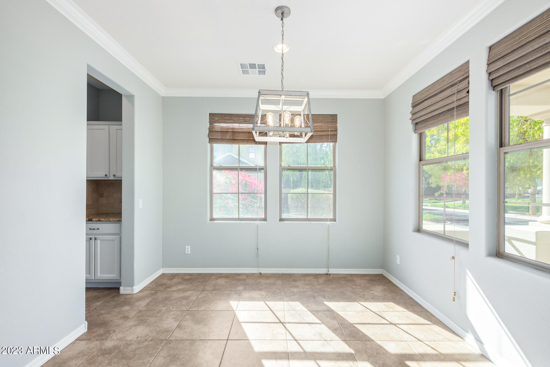 21003 West Ridge Road Buckeye, AZ 85396 - Photo 7 of 24 13 - Ridge 21003