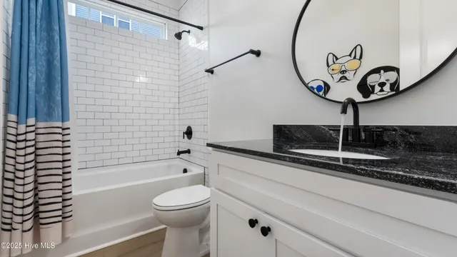 $2,200 | 1205 Mackerel Lane, Unit 1, Carolina Beach, NC 28428