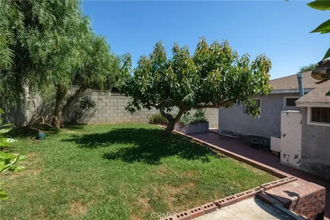 $1,590,000 | 7615 Kittyhawk Avenue, Los Angeles, CA 90045