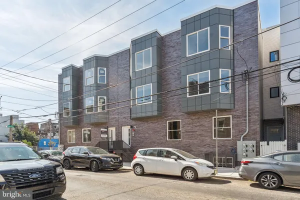 a car parked in front of a building