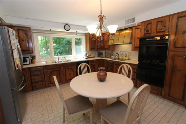 6 Kinnicutt Road South Worcester, MA 01602 - Photo 4 of 20 Gallery Image 4