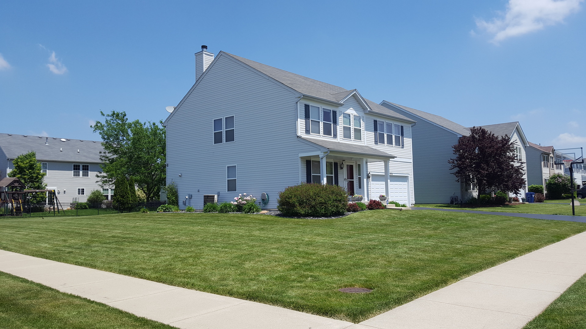 976 Griffith Avenue Elburn, IL 60119 - Photo 4 of 33