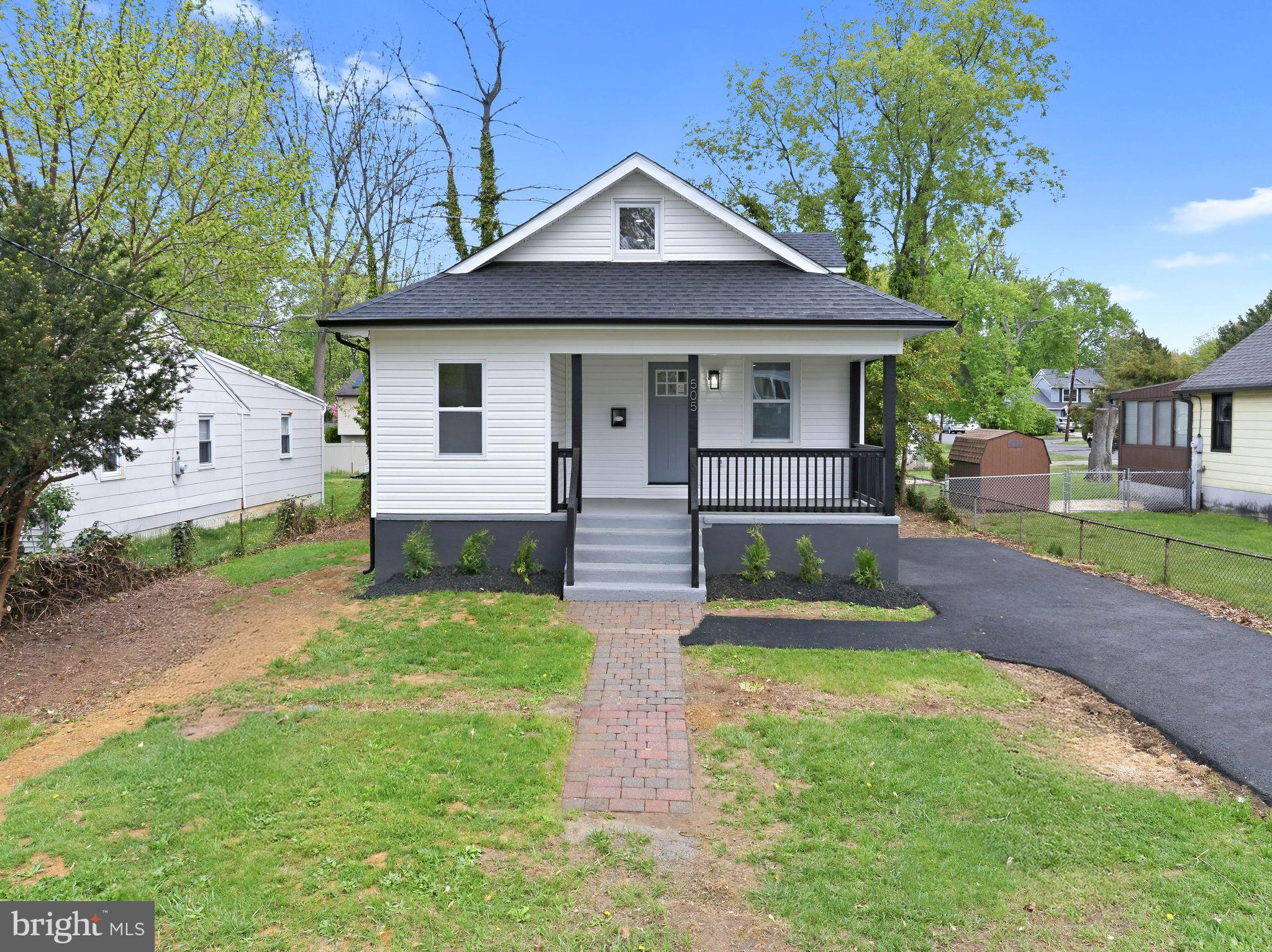 505 Greenwood Avenue Maple Shade, NJ 08052 - Photo 2 of 30 a front view of a house with garden
