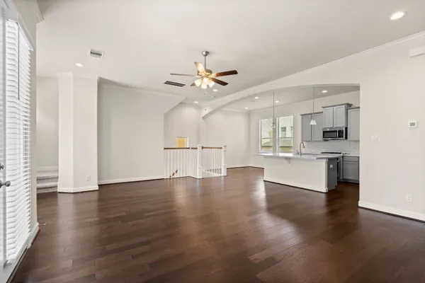 $2,700 | 2021 Cambridge Heights Place, Houston, TX 77045