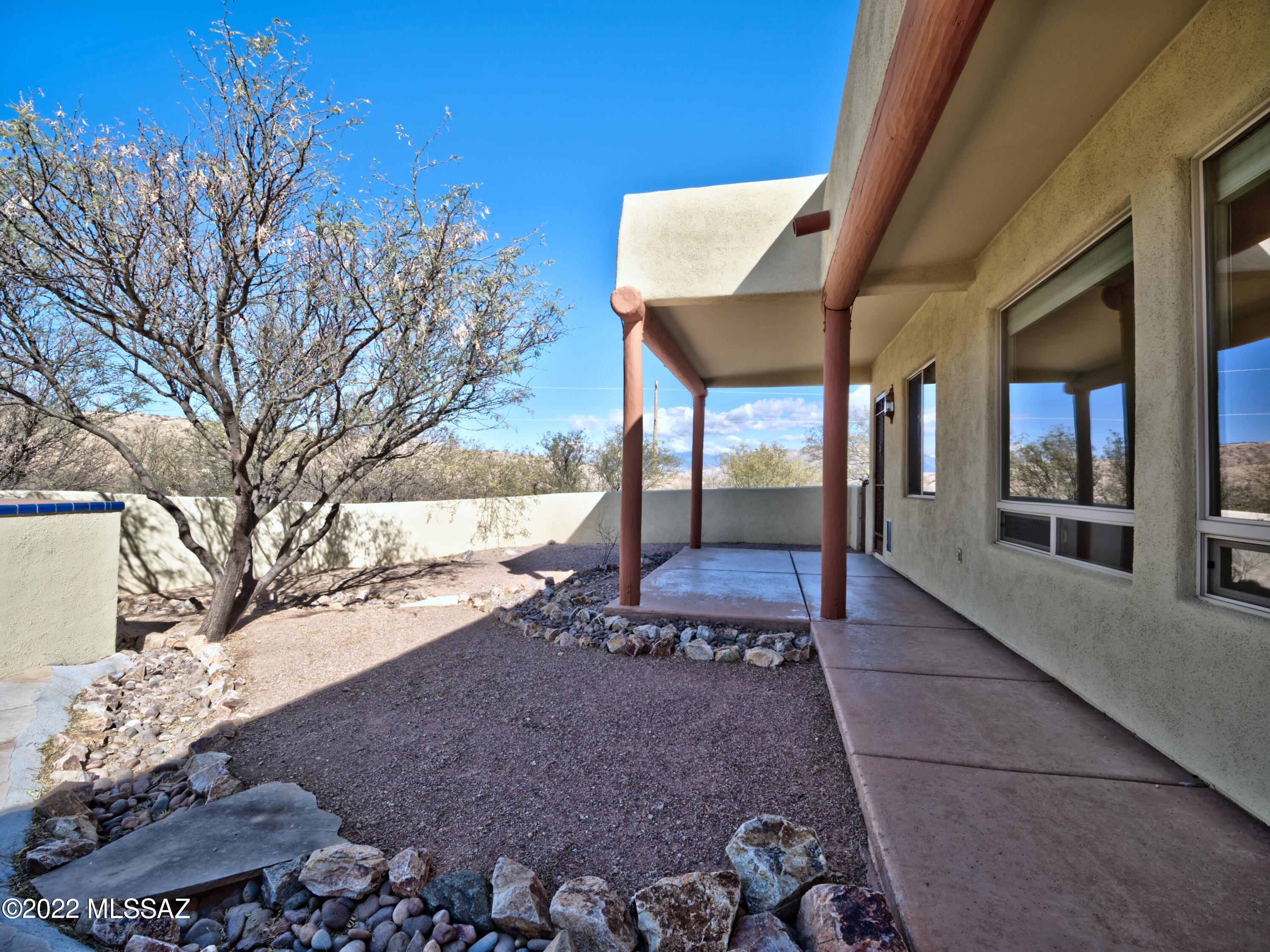 1360 Esta Corte Corte, Unit CORTE Rio Rico, AZ 85648 - Photo 14 of 32
