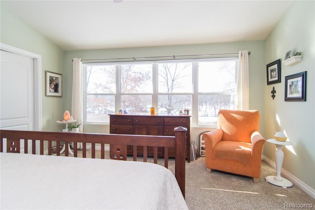 1054 Riverside Street Milford, MI 48381 - Photo 23 of 63 DSC_2077.jpg