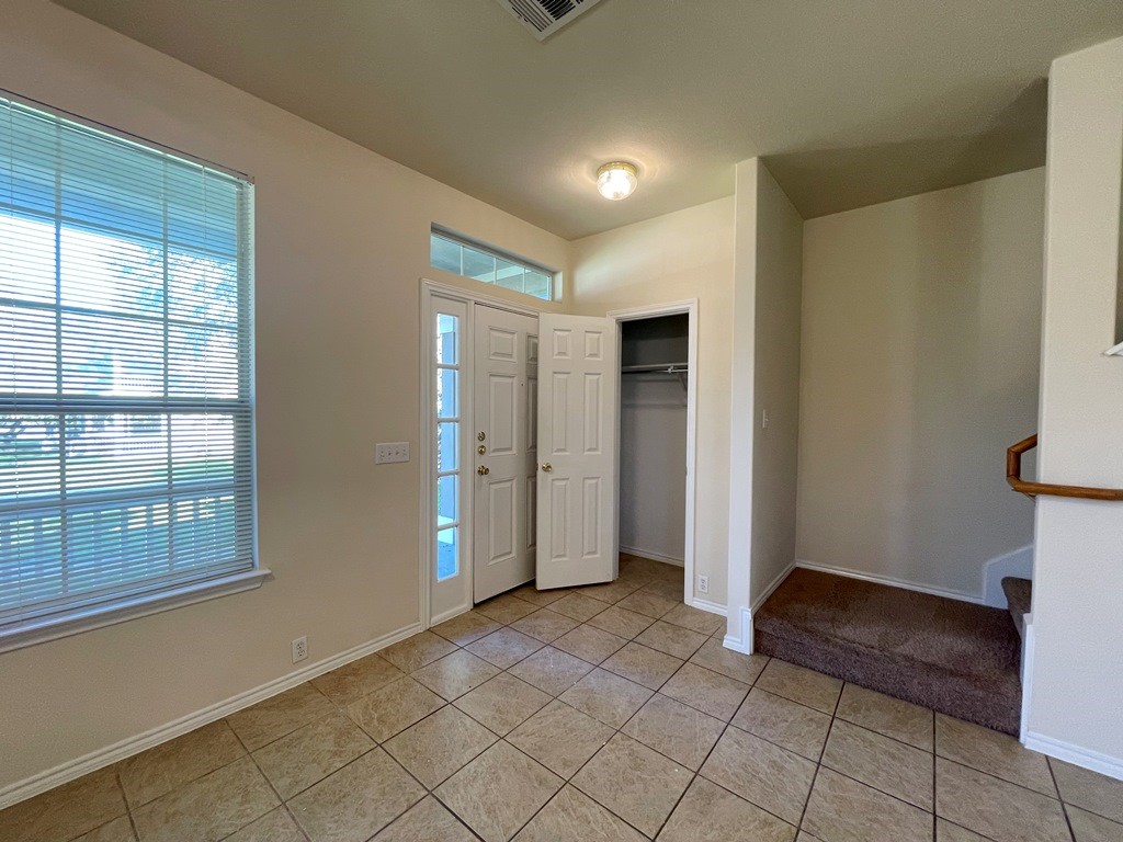 251 Utterback, Unit B Kyle, TX 78640 - Photo 3 of 30