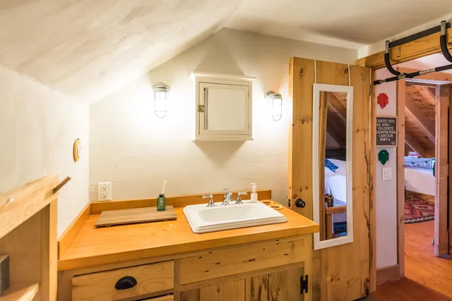 $1,495,000 | 487 Vermont Rte 100, Londonderry, VT 05155