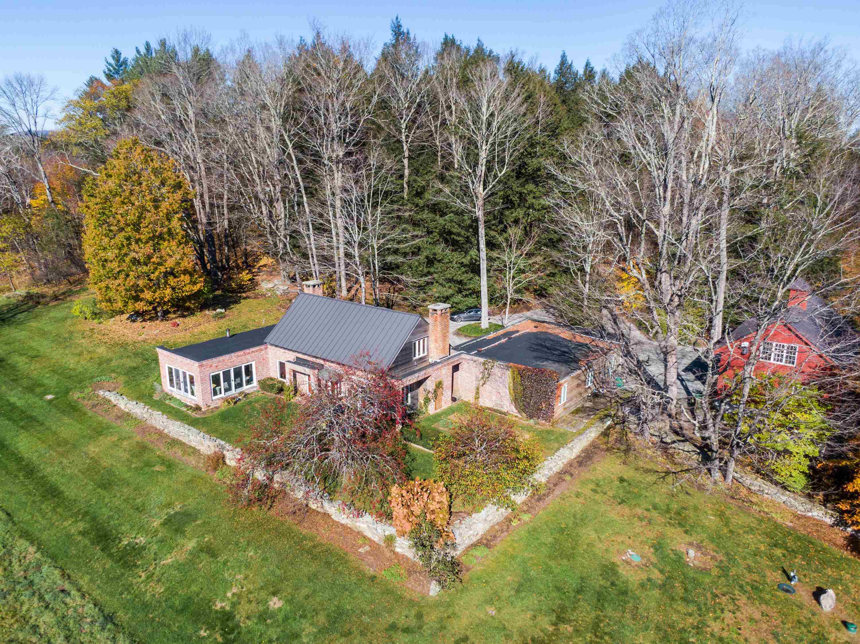 487 Vermont Rte 100 South Londonderry, VT 05155 - Photo 36 of 40