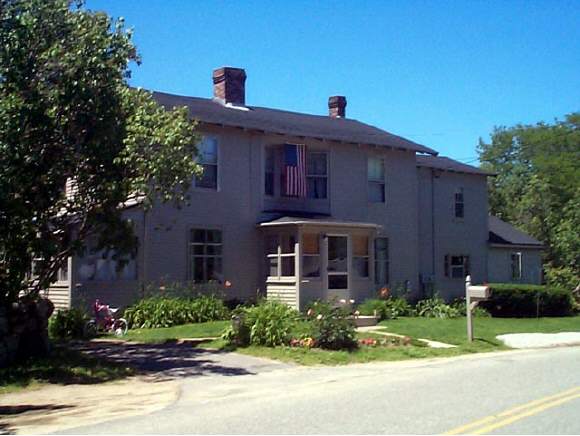 427-429 Brackett Road Rye, NH 03870 - Photo 1 of 1
