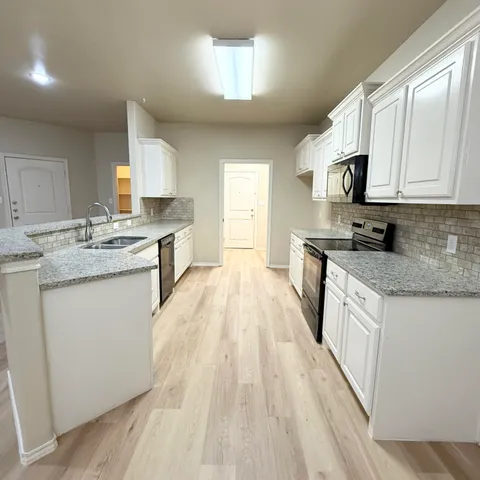 $1,475 | 1215 Preston Trail, Unit B, Wolfforth, TX 79382